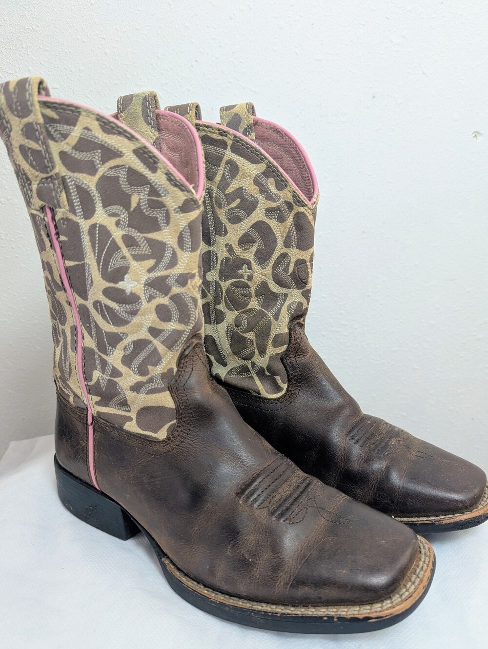 Ariat Quickdraw Square Toe Boots Giraffe Size 2